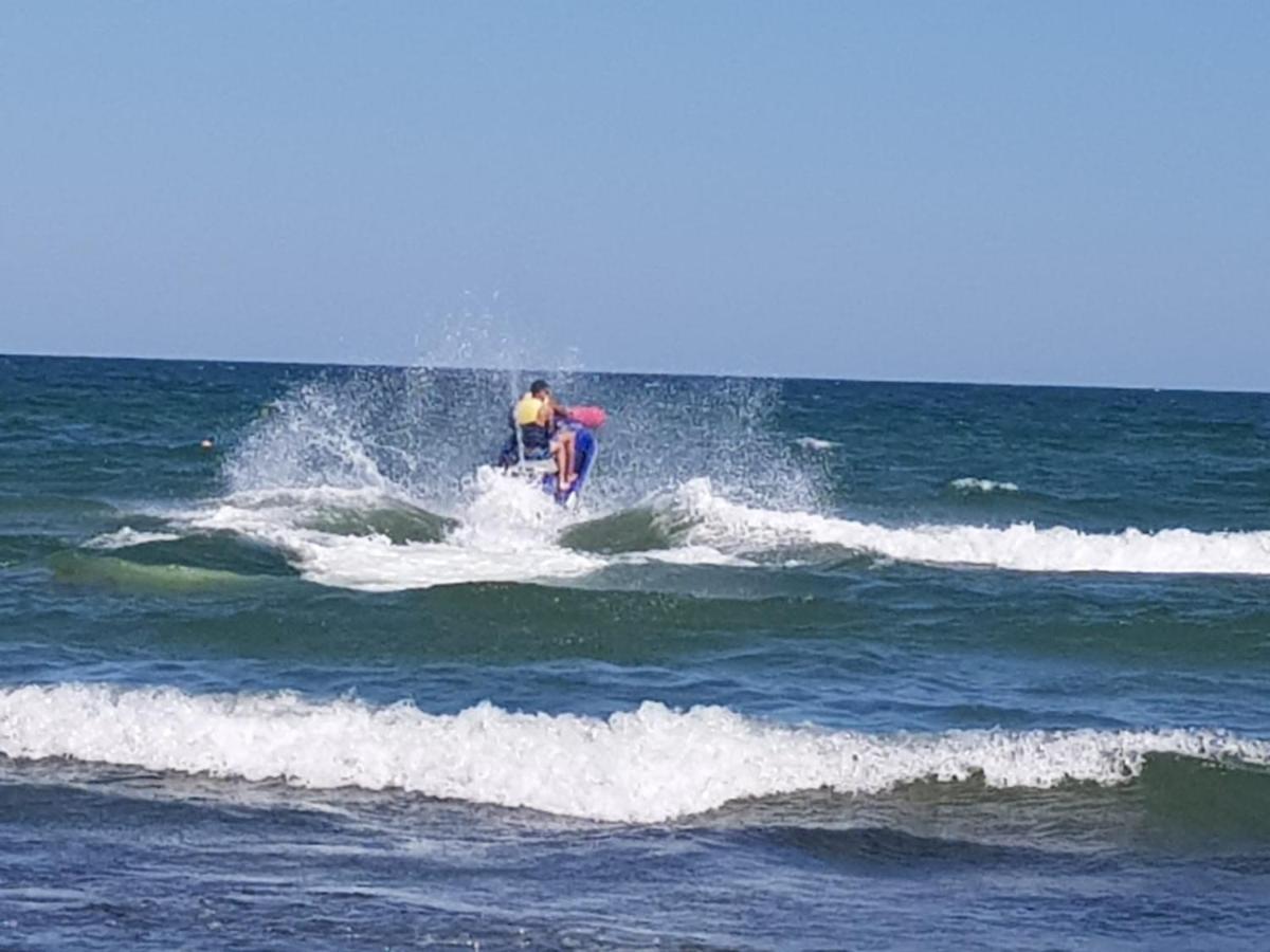Eros Beach Resort Năvodari Buitenkant foto