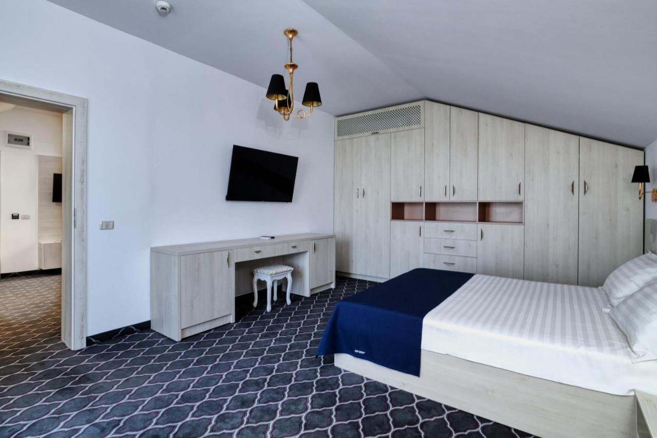 Eros Beach Resort Năvodari Buitenkant foto